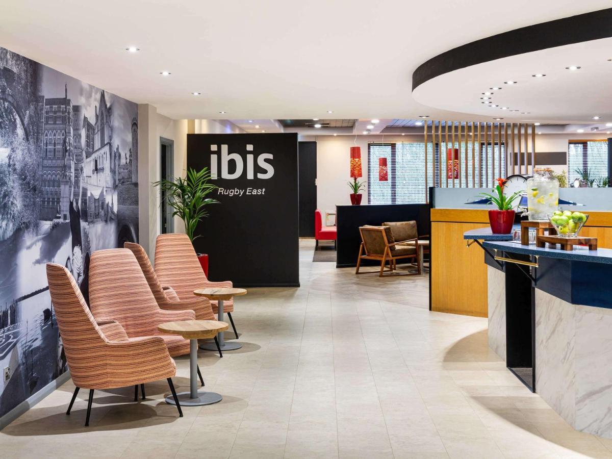 Ibis Rugby East Hotel Crick  Exterior photo