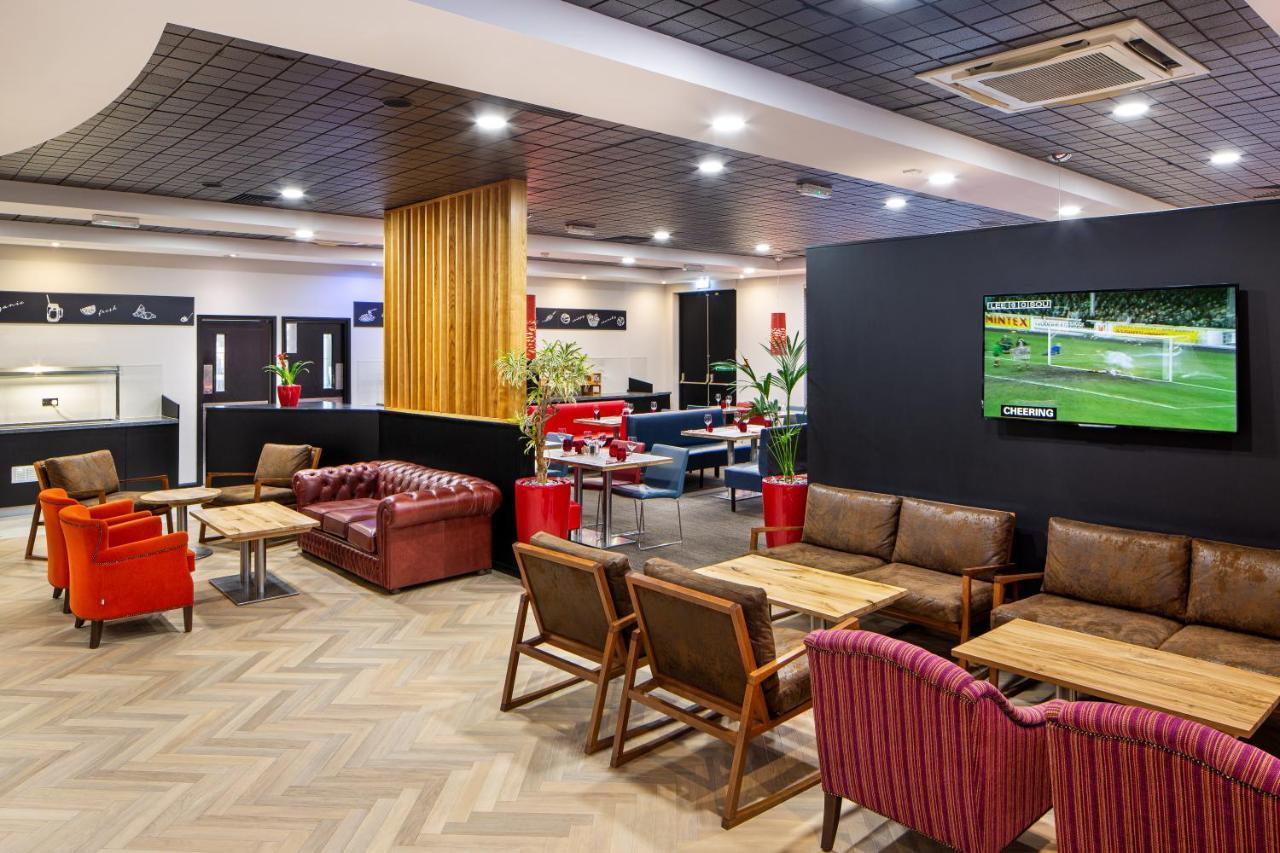 Ibis Rugby East Hotel Crick  Exterior photo