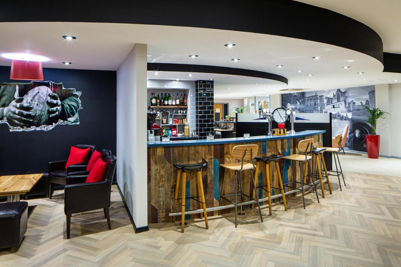 Ibis Rugby East Hotel Crick  Exterior photo